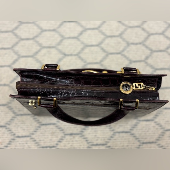 GIANNI VERSACE Vintage 90’s Brown Croc-Embossed Leather W/ Gold Buckle Handbag - Picture 11 of 16